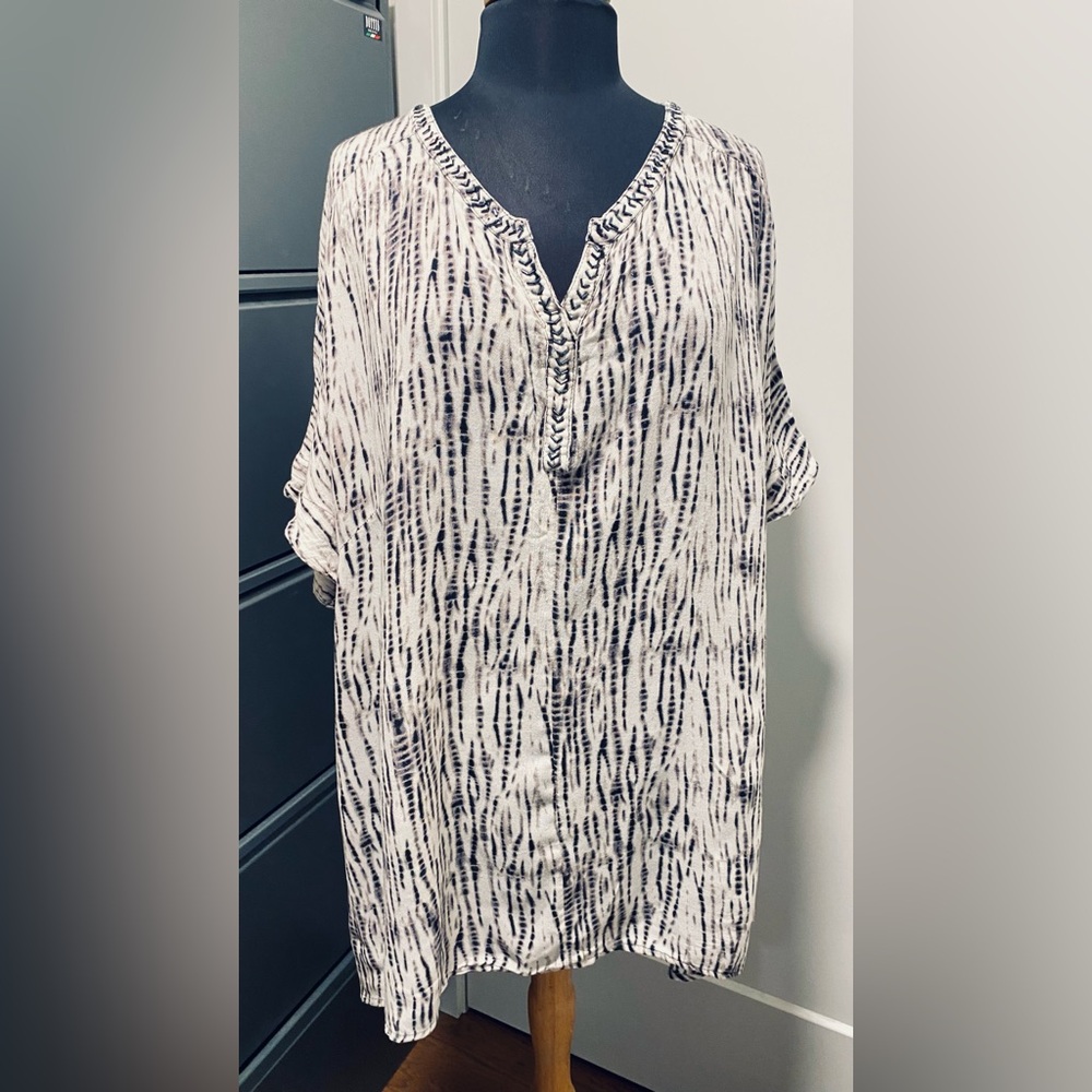 Catherine’s Soft rayon, beaded collar, black and white tie-dye short sleeve top